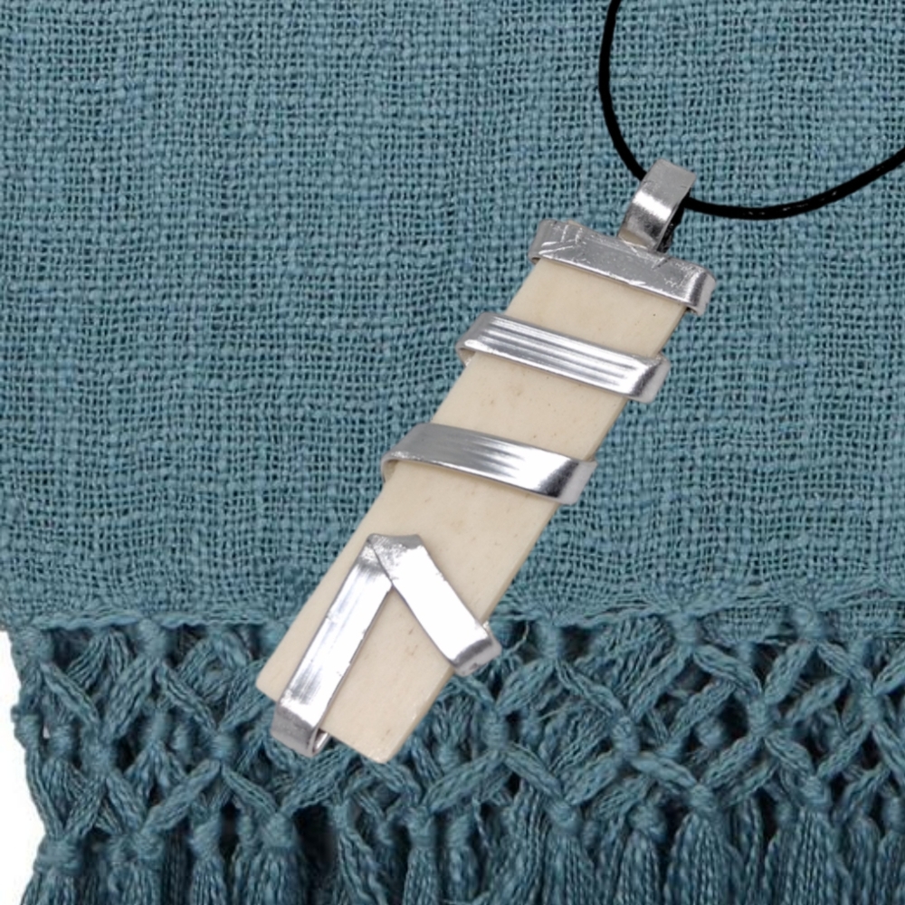 Hand Wired Pendant w/ Adjustable Necklace